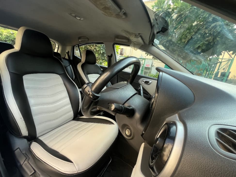 INTERIOR image for Grand i10 Nios [2019-2023] | Hooter