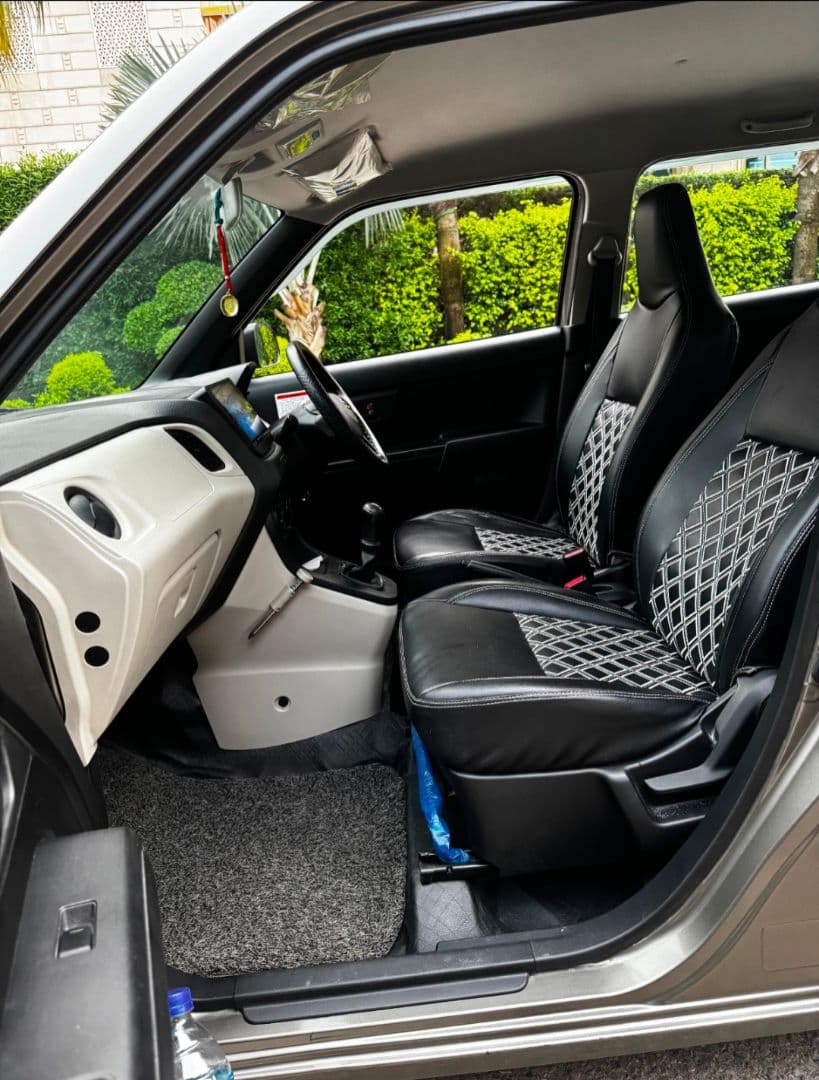 INTERIOR image for WAGON R LXI (O) CNG | Hooter