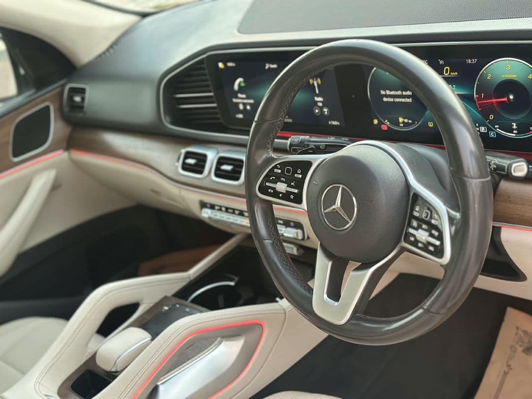 INTERIOR image for GLE | Hooter