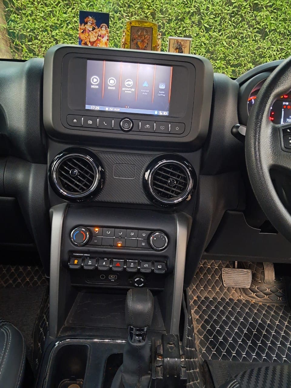 INTERIOR image for THAR LX P AT 2WD 4S HT | Hooter
