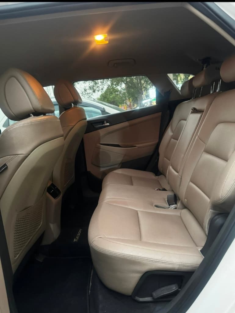 INTERIOR image for TUCSON CRDI AUTO GL | Hooter
