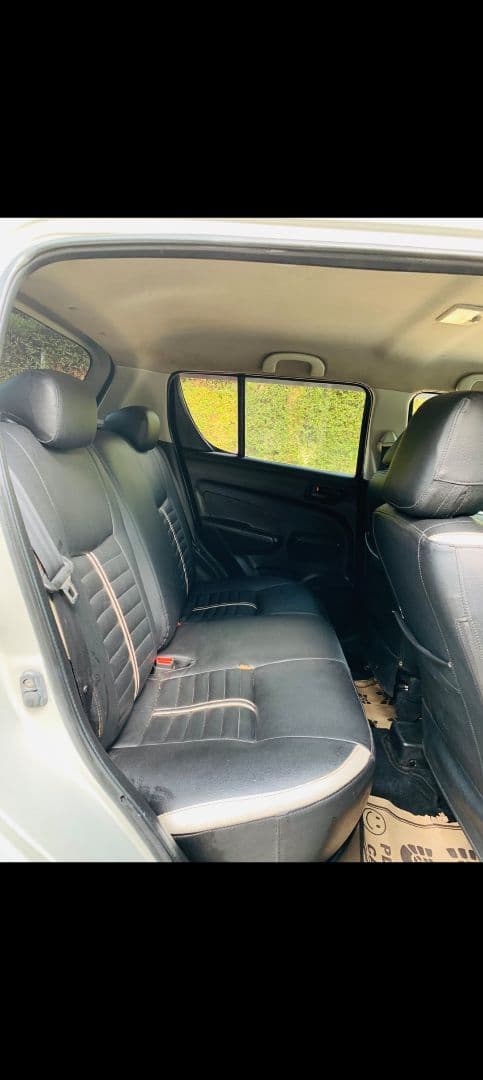 INTERIOR image for MARUTI SWIFT LXI (OPTIONAL) BS | Hooter
