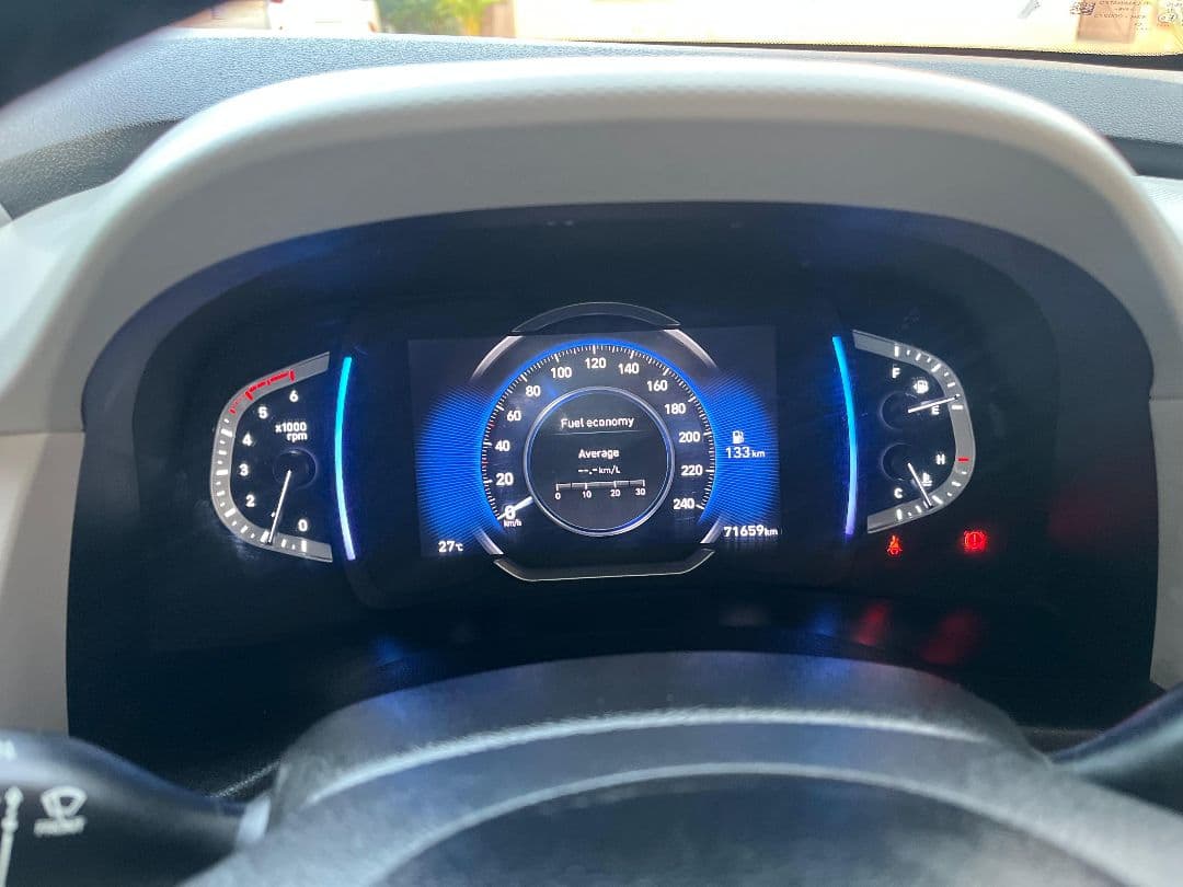 INTERIOR image for CRETA 1.5 CRDI MT SX | Hooter