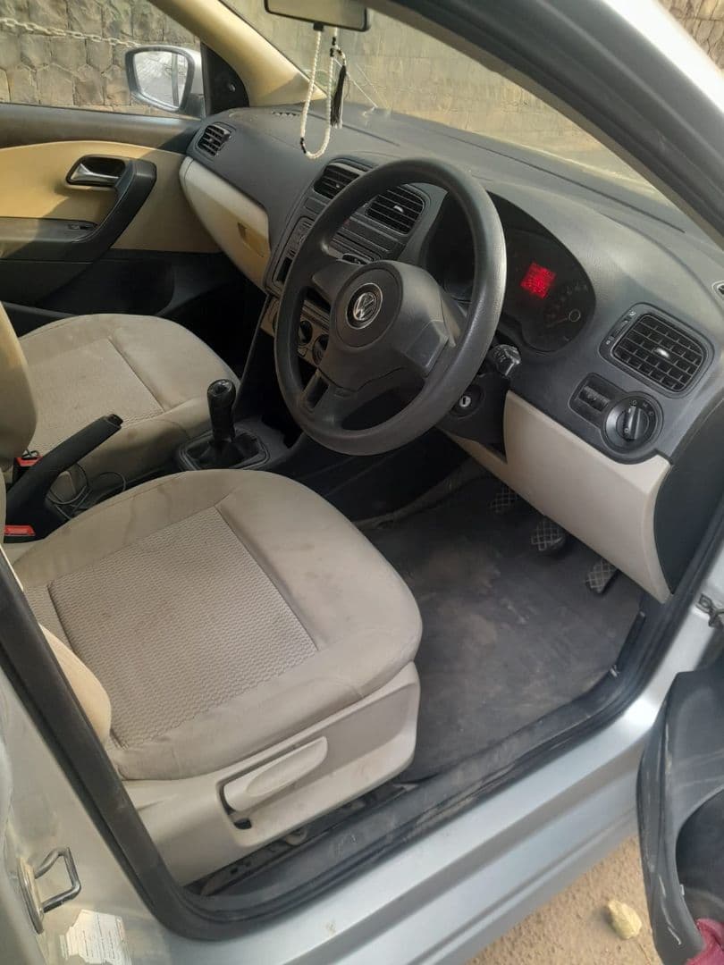 INTERIOR image for Polo [2010-2012] | Hooter