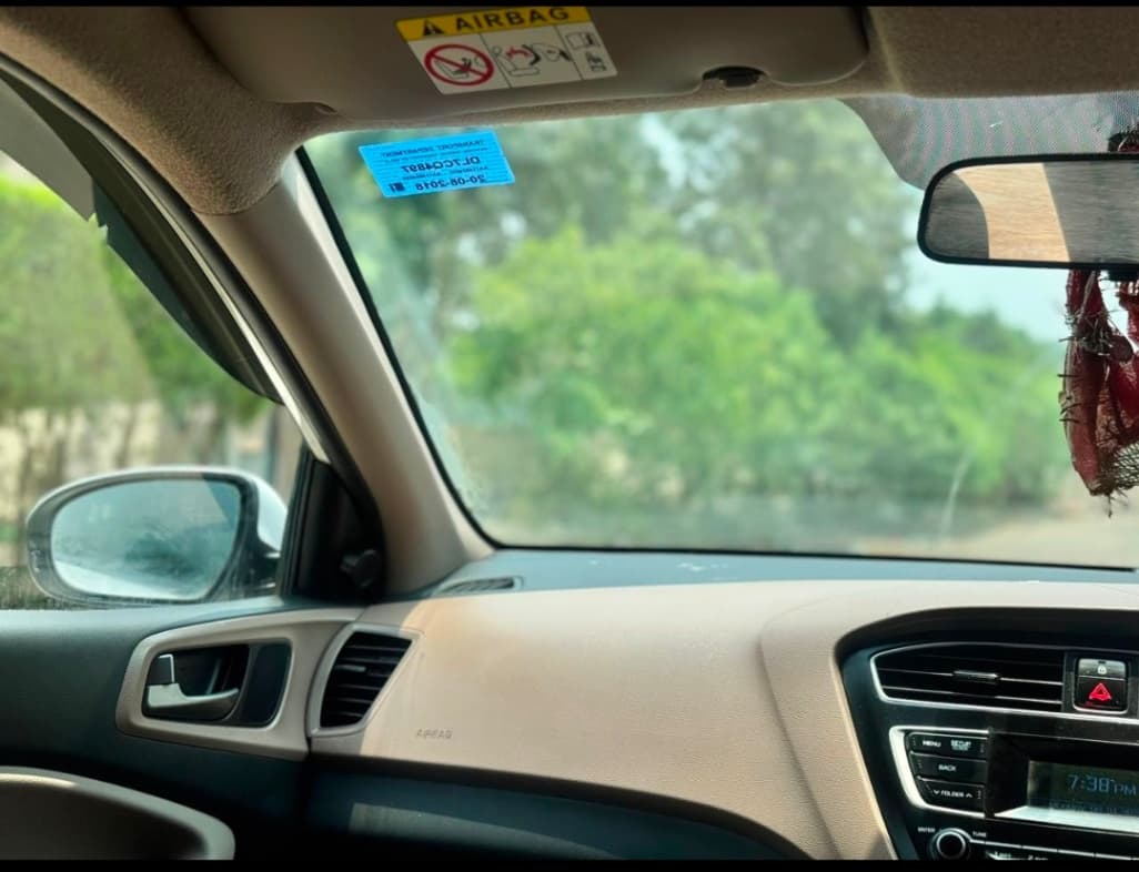INTERIOR image for I20 MAGNA EXECUTIVE | Hooter