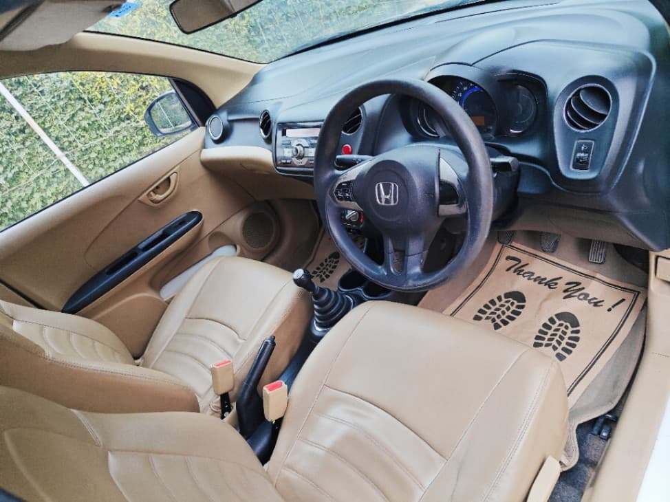 INTERIOR image for Brio [2013-2016] | Hooter