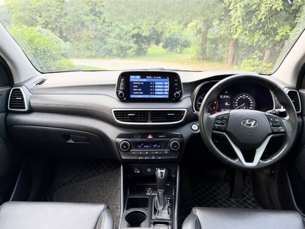 INTERIOR image for TUCSON CRDI 4WD AUTO GLS | Hooter