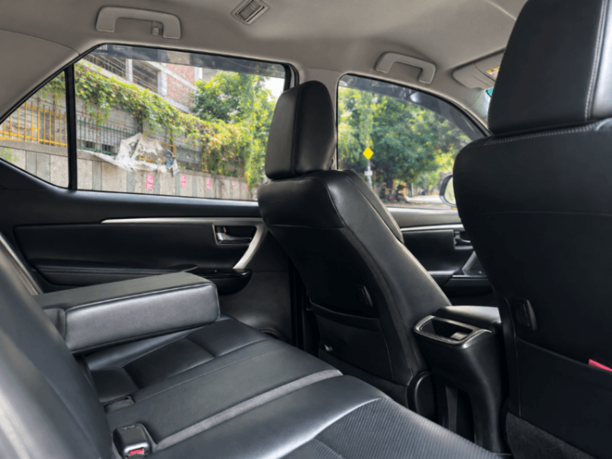 INTERIOR image for Fortuner | Hooter