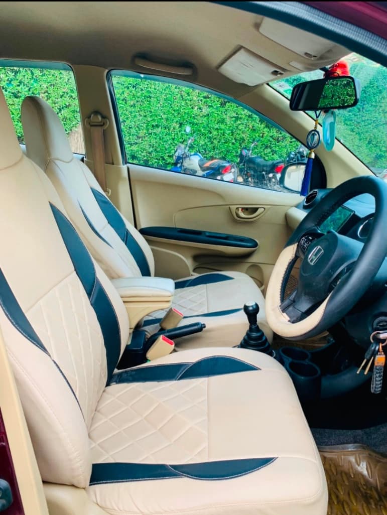 INTERIOR image for AMAZE 1.2 S MT I-VTEC | Hooter