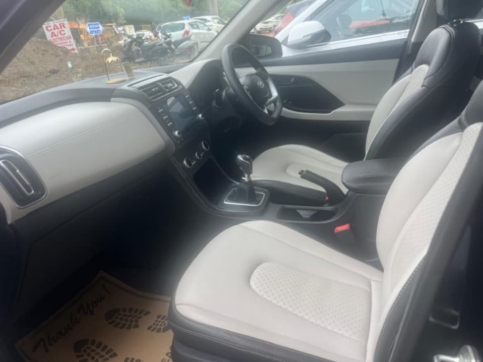INTERIOR image for CRETA 1.5 MPI MT EX | Hooter