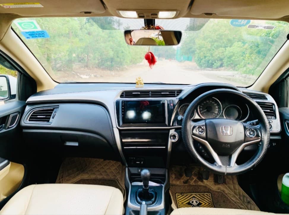 INTERIOR image for City 4th Generation | Hooter