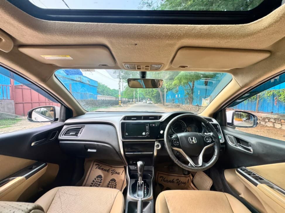 INTERIOR image for City [2014-2017] | Hooter