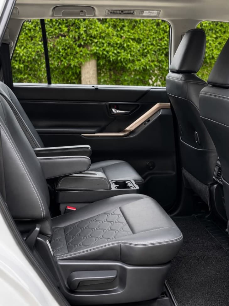 INTERIOR image for INVICTO STRONG HYBRID ALPHA+7S | Hooter
