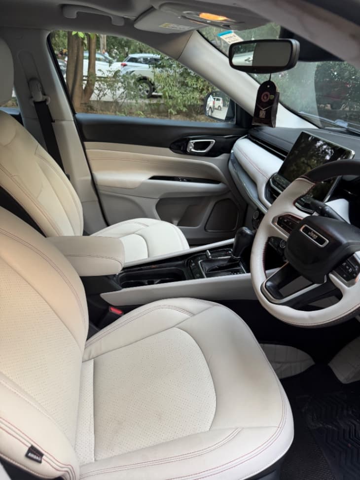 INTERIOR image for JEEP NEW COMPASS LTD(O) 4X4 AT | Hooter