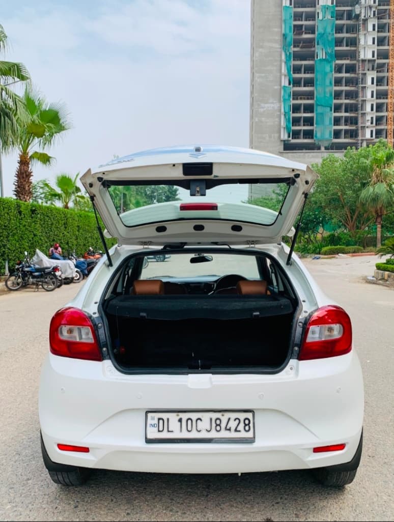 INTERIOR image for MARUTI BALENO DELTA PETROL | Hooter