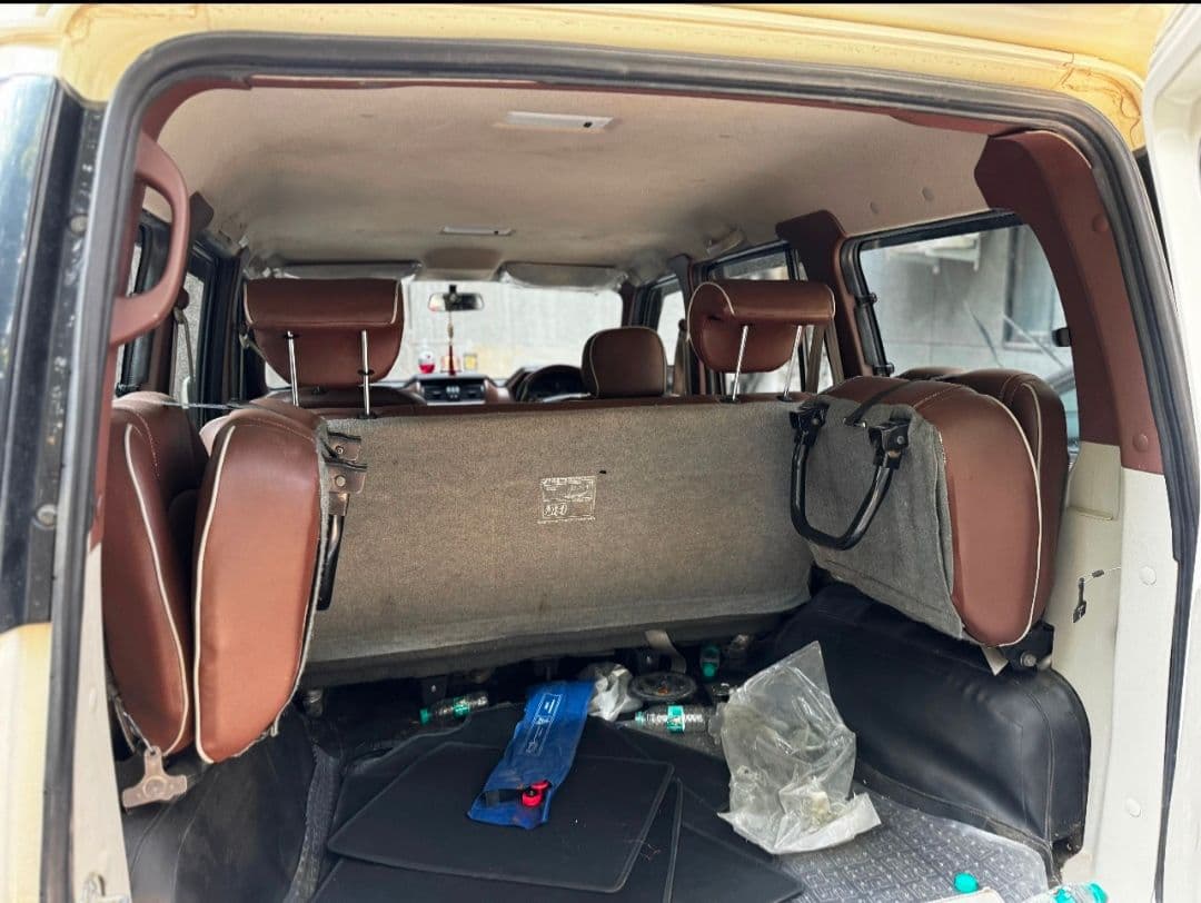 INTERIOR image for MAHINDRA SCORPIO S5 MH 2W 140 | Hooter