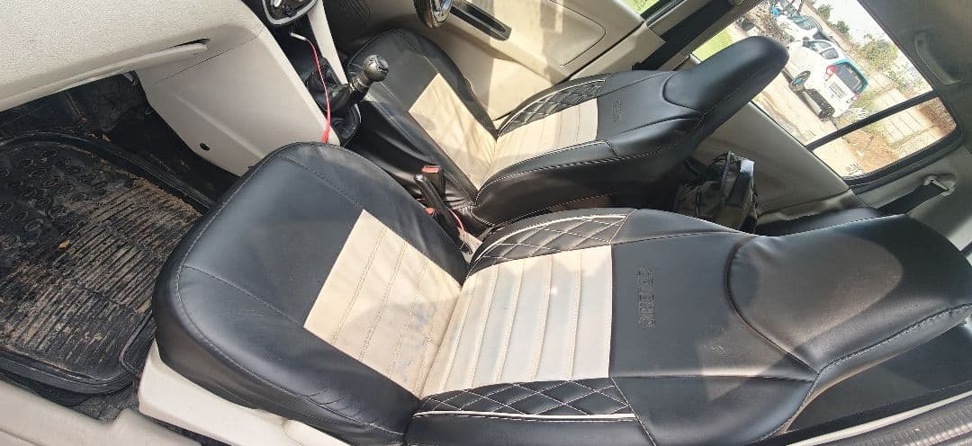 INTERIOR image for MARUTI CELERIO VXI GREEN | Hooter