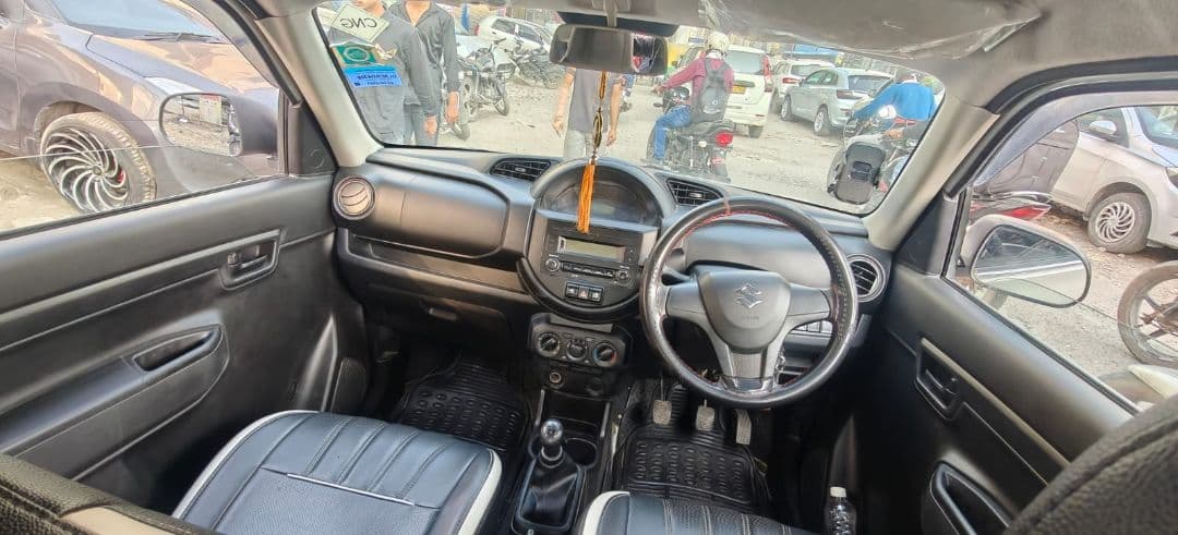 INTERIOR image for S-PRESSO VXI CNG | Hooter