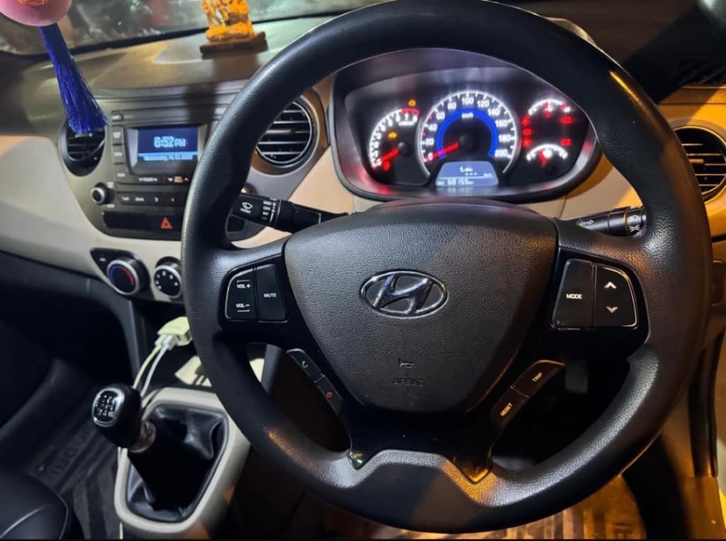 INTERIOR image for Grand i10 | Hooter