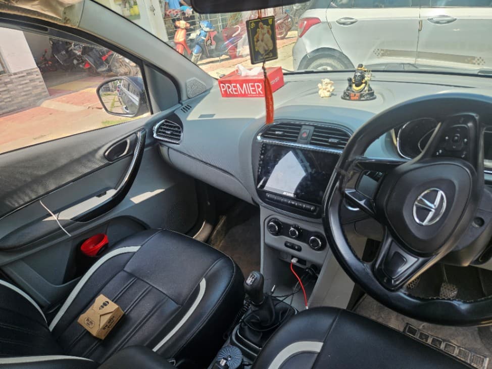 INTERIOR image for Tigor | Hooter
