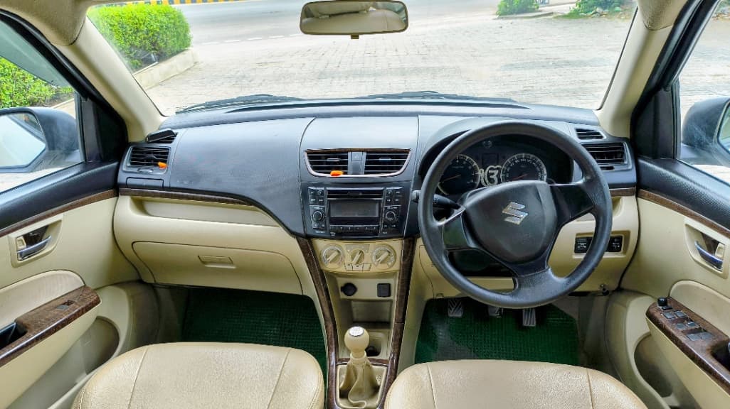 INTERIOR image for MARUTI SWIFT DZIRE VXI (O) | Hooter