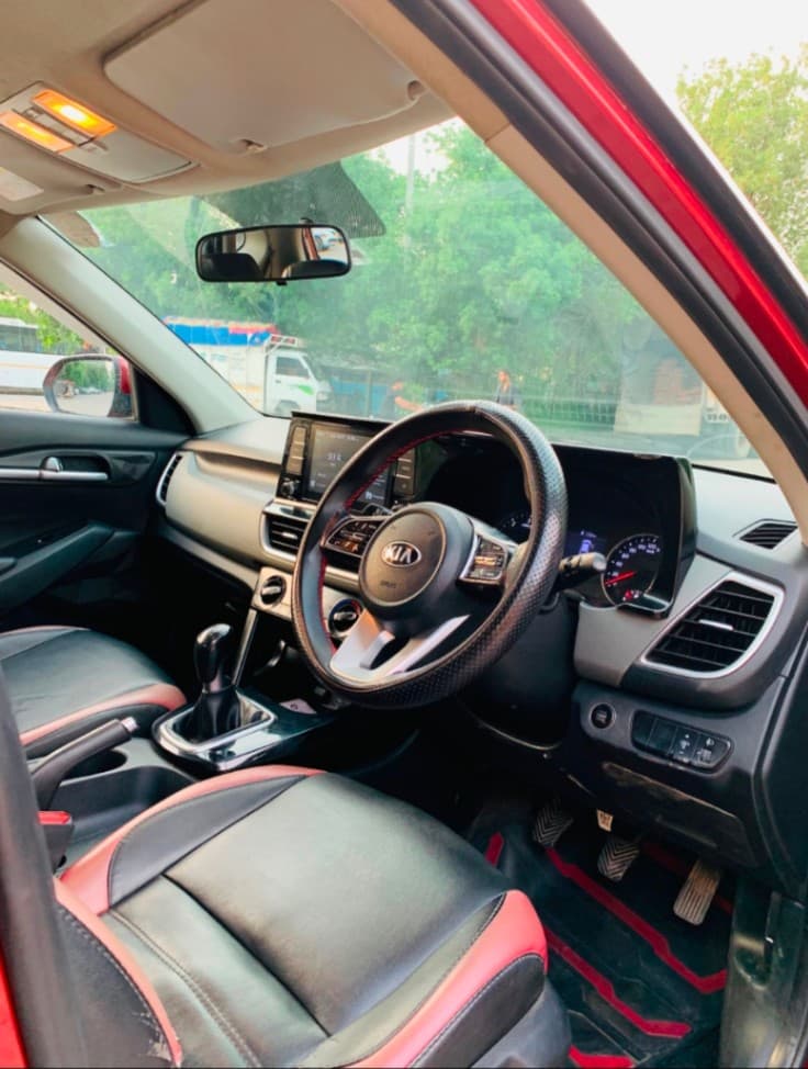 INTERIOR image for SELTOS D1.5 6MT HTK PLUS | Hooter