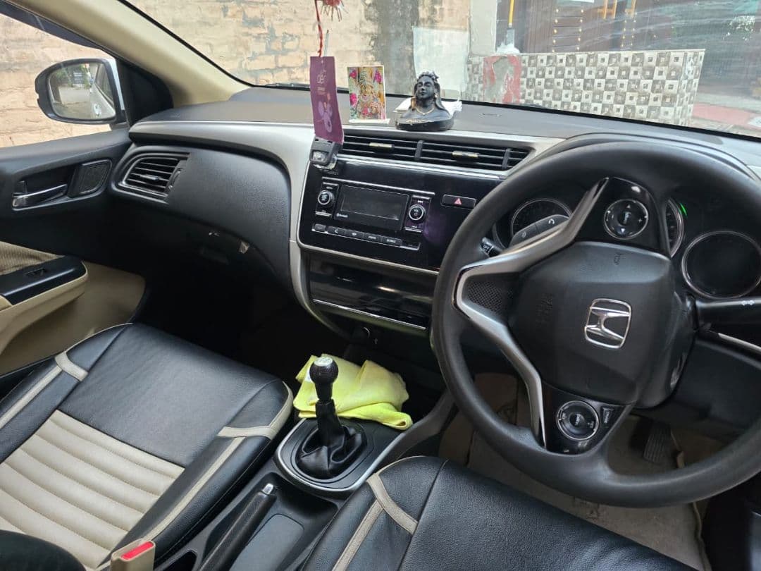 INTERIOR image for CRETA 1.6 VTVT SX | Hooter