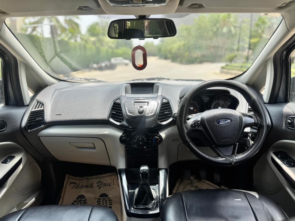 INTERIOR image for FORD ECOSPORT 1.5 DIESEL TREND | Hooter