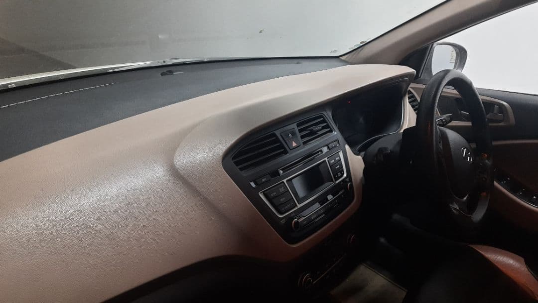 INTERIOR image for Elite i20 [2014-2015] | Hooter