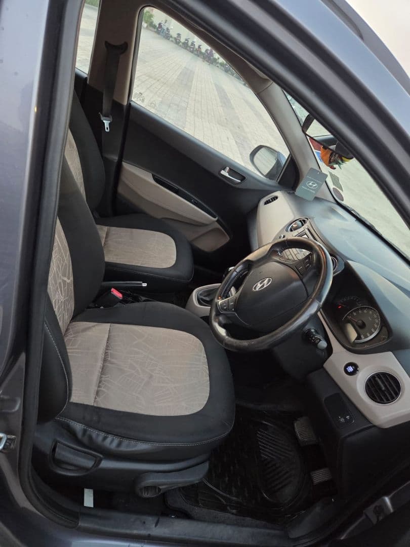 INTERIOR image for GRAND I10 ASTA AT (M) | Hooter