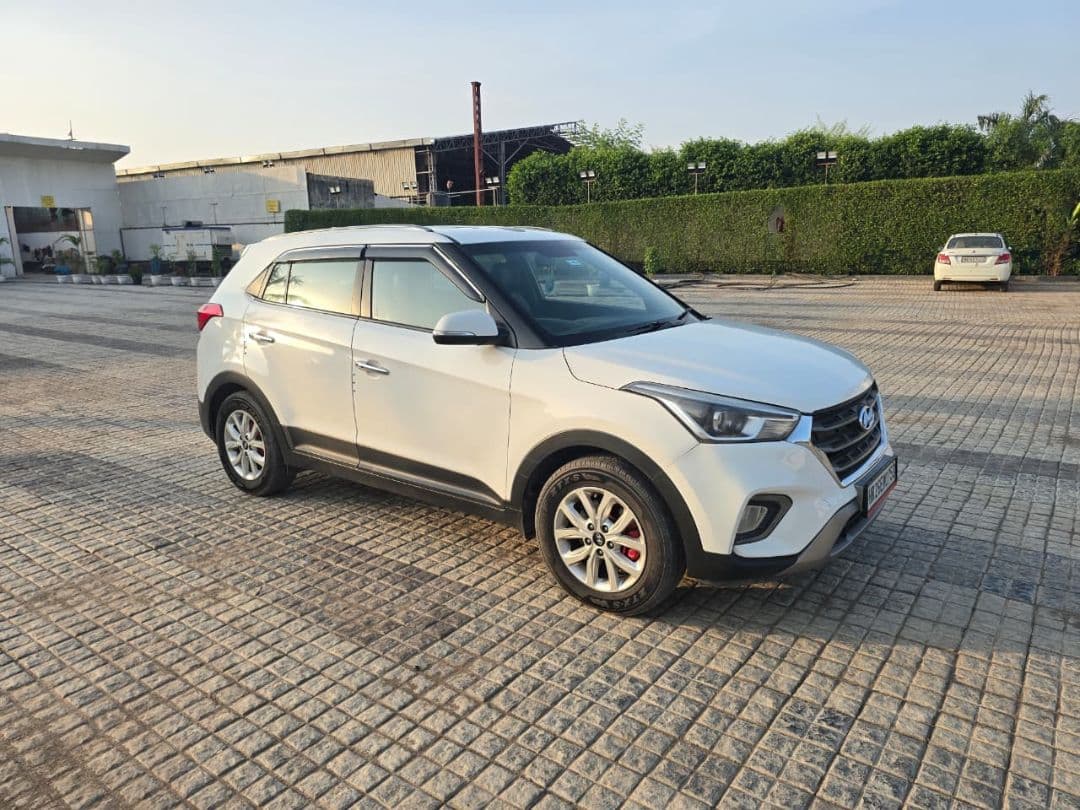INTERIOR image for CRETA 1.6 VTVT SX | Hooter