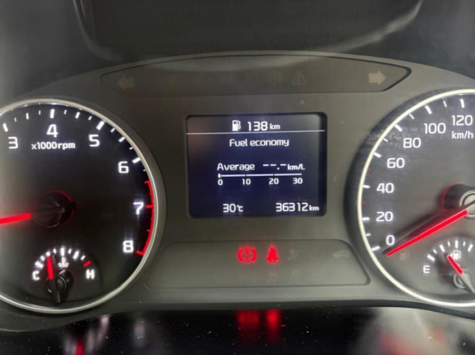 INTERIOR image for SELTOS G1.5 6MT HTK PLUS | Hooter