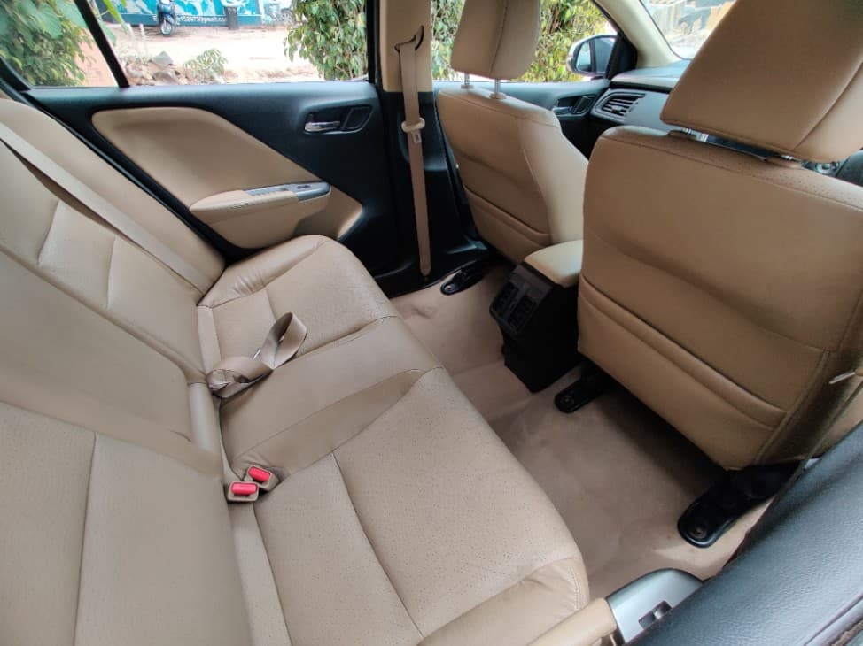 INTERIOR image for City | Hooter