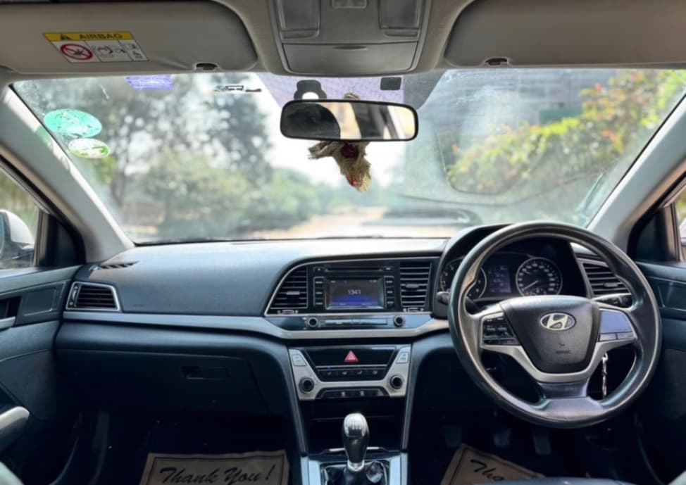 INTERIOR image for Elantra | Hooter
