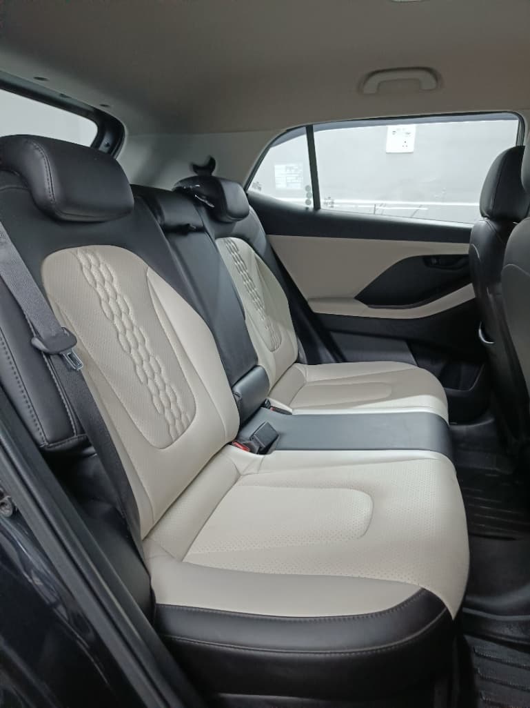 INTERIOR image for CRETA 1.5 MPI MT EX | Hooter