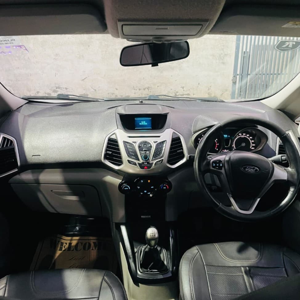 INTERIOR image for FORD ECOSPORT 1.0 PETROL TITAN | Hooter