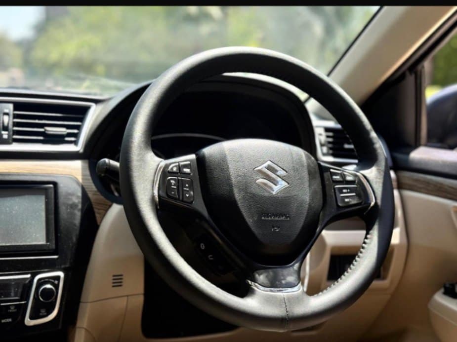 INTERIOR image for CIAZ SMART HYBRID DELTA | Hooter