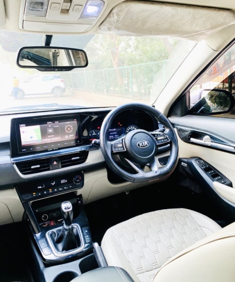 INTERIOR image for SELTOS D1.5 6MT HTX PLUS