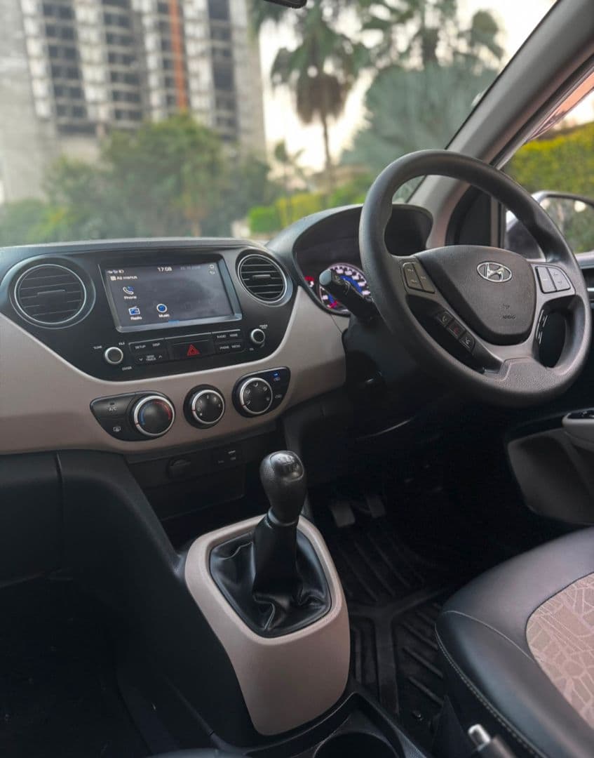 INTERIOR image for GRAND I10 SPORTZ 1.2 | Hooter