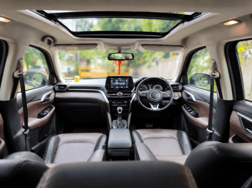 INTERIOR image for G VITARA SMART HYBRID ALPHA AT | Hooter