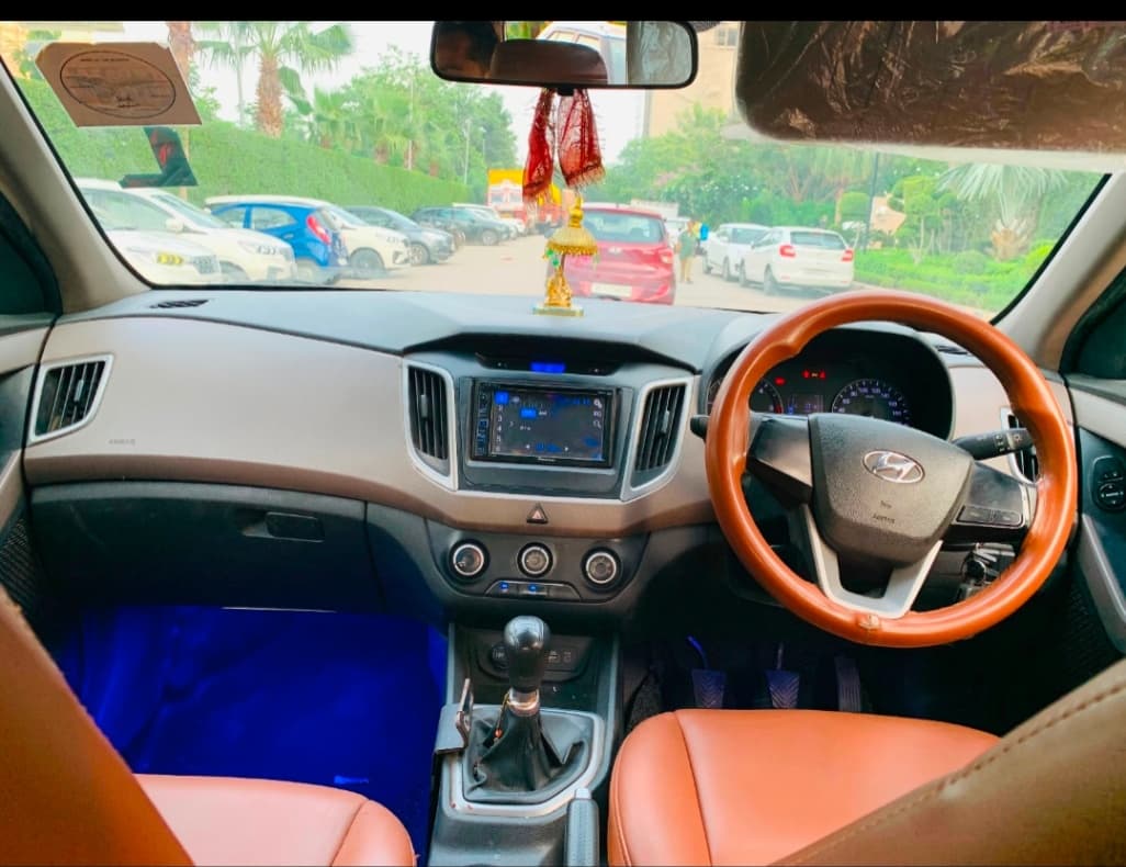 INTERIOR image for CRETA 1.4 CRDI E+ | Hooter