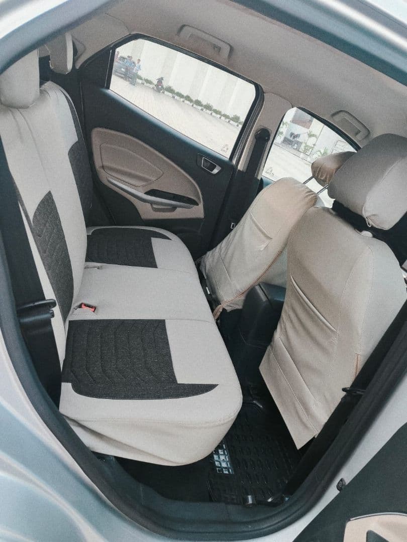 INTERIOR image for ECOSPORT 1.5(D) TITANIUM MT | Hooter