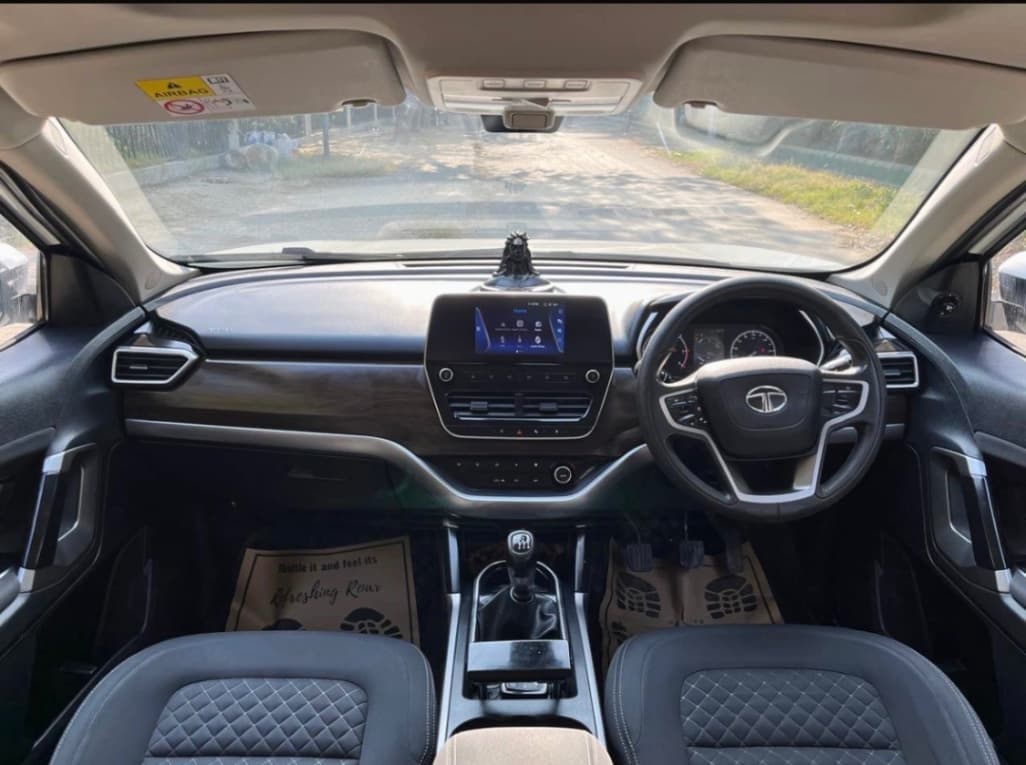 INTERIOR image for Harrier | Hooter