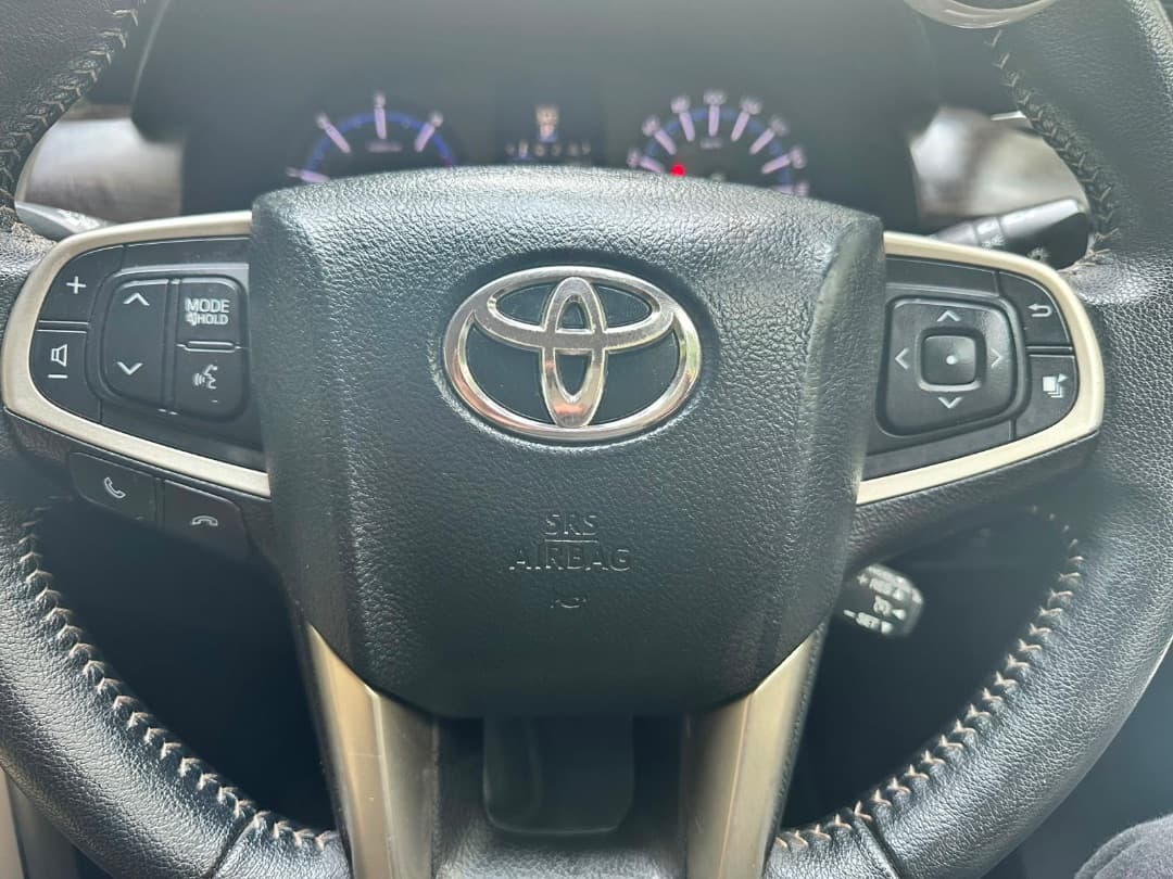 INTERIOR image for INNOVA CRYSTA 2.8 Z | Hooter