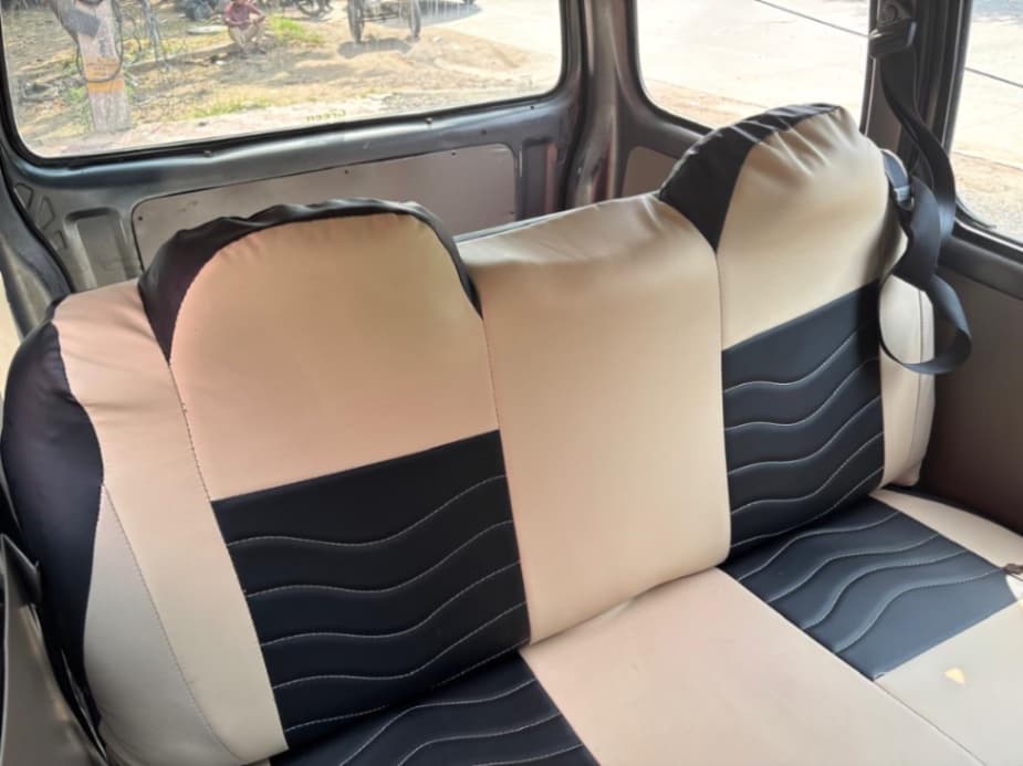 INTERIOR image for EECO GREEN 5 SEATER W/AC | Hooter