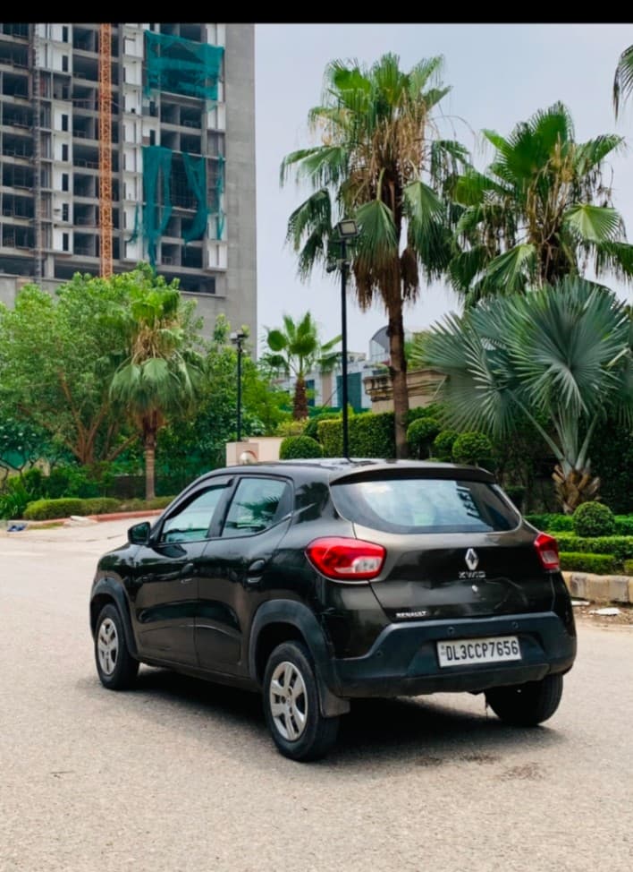 INTERIOR image for RENAULT KWID RXL | Hooter
