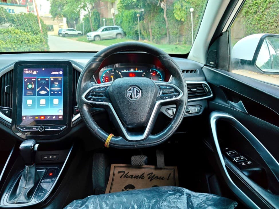 INTERIOR image for Hector [2019-2021] | Hooter