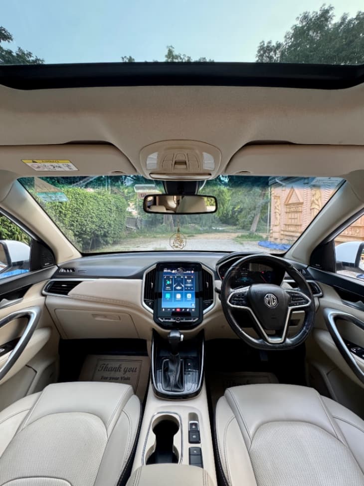 INTERIOR image for HECTOR PE 1.5 DCT SHARP BSVI | Hooter