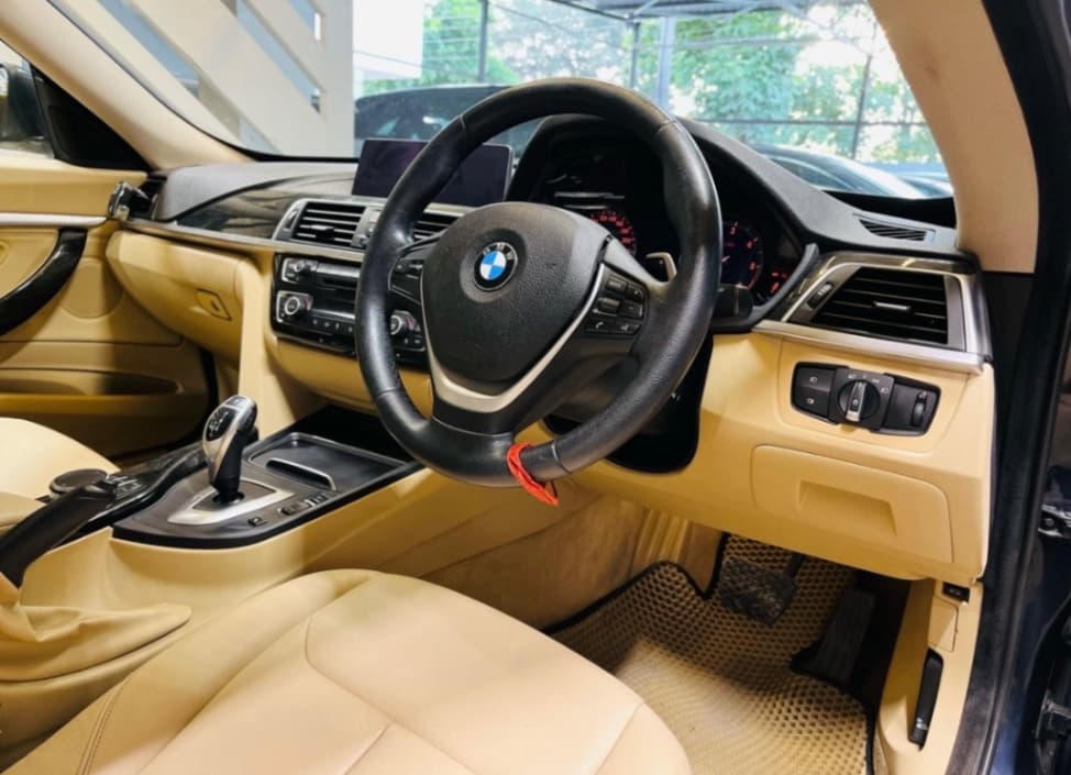 INTERIOR image for BMW GRAN TURISMO
