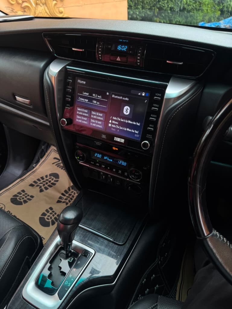 INTERIOR image for Fortuner | Hooter